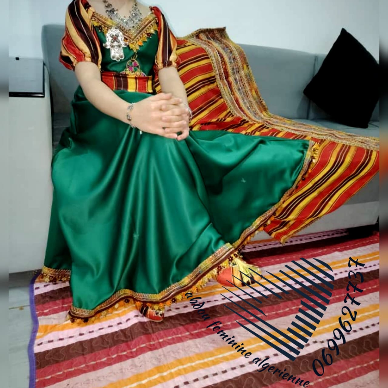 ROBE KABYLE FILLETTE SATIN 1